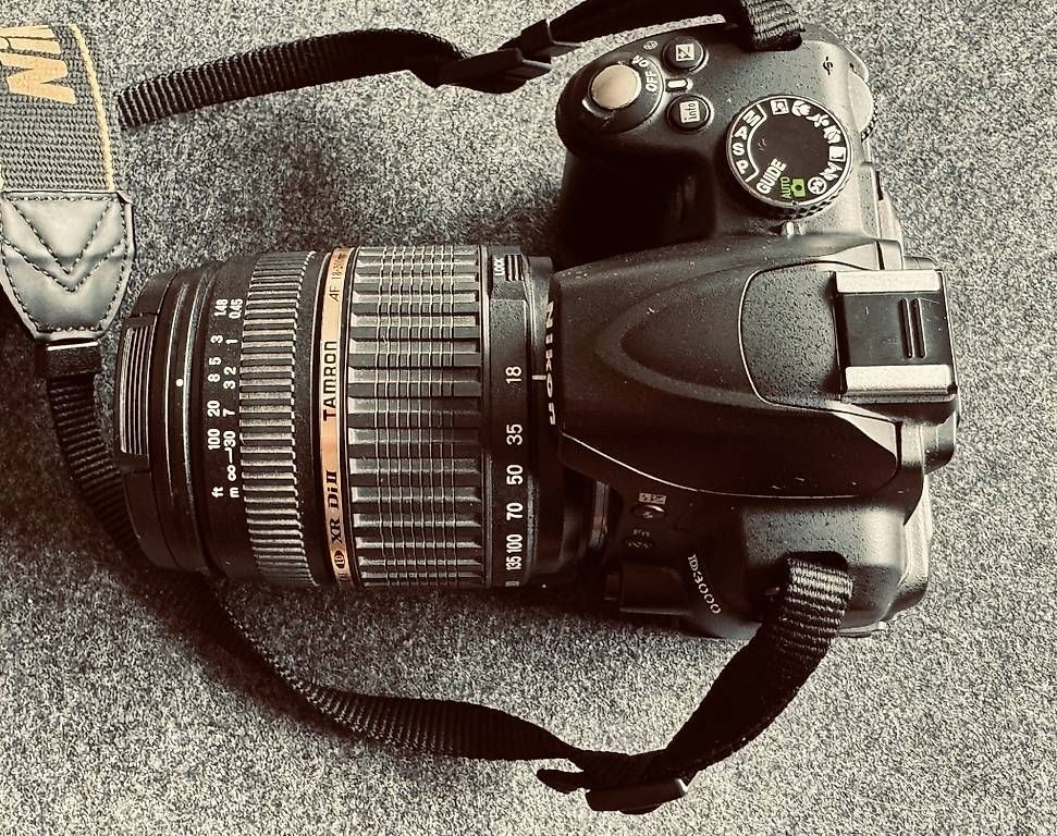 Kamera: Nikon D3000 mit Objektiv Set - Ideal für Einsteiger – Gebraucht aus Adliswil von fehrtrade 3