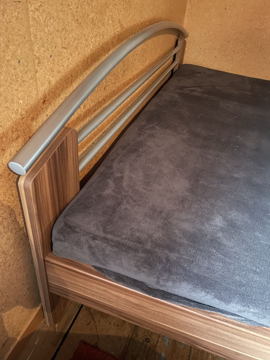 Letti: Bett – Usato da Inkwil venduto da RageO.o 2