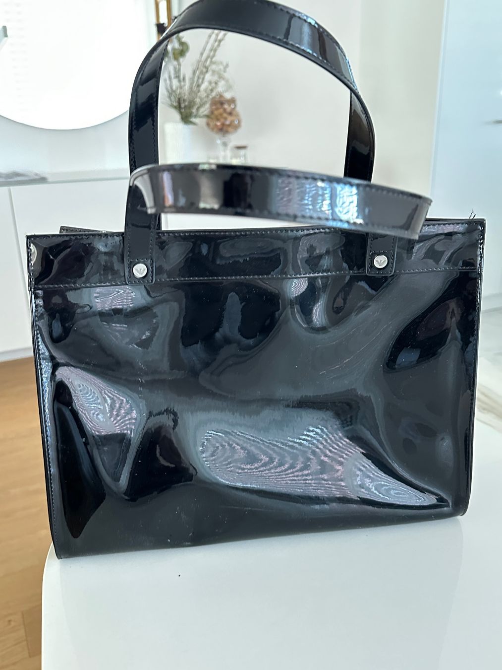 Armani Borse da donna: Armani Lack Tasche Schwarz Glänzend – Usato da Winterthur venduto da jel_hc8v 2