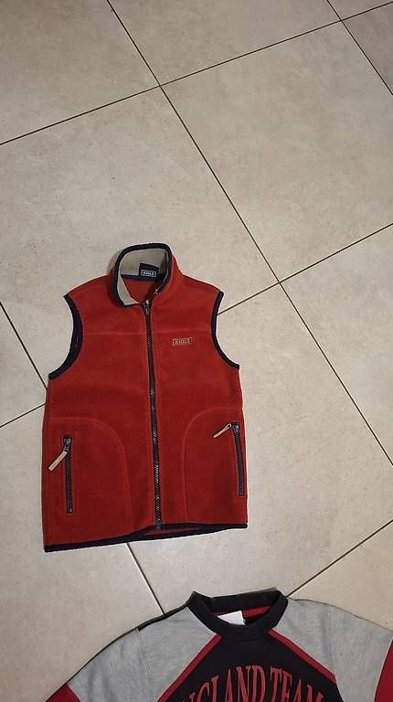 Sonstige Jungenkleidung: Gilet et Pull taille 6-7 ans – Gebraucht aus Essertes von ast_mk5t 2