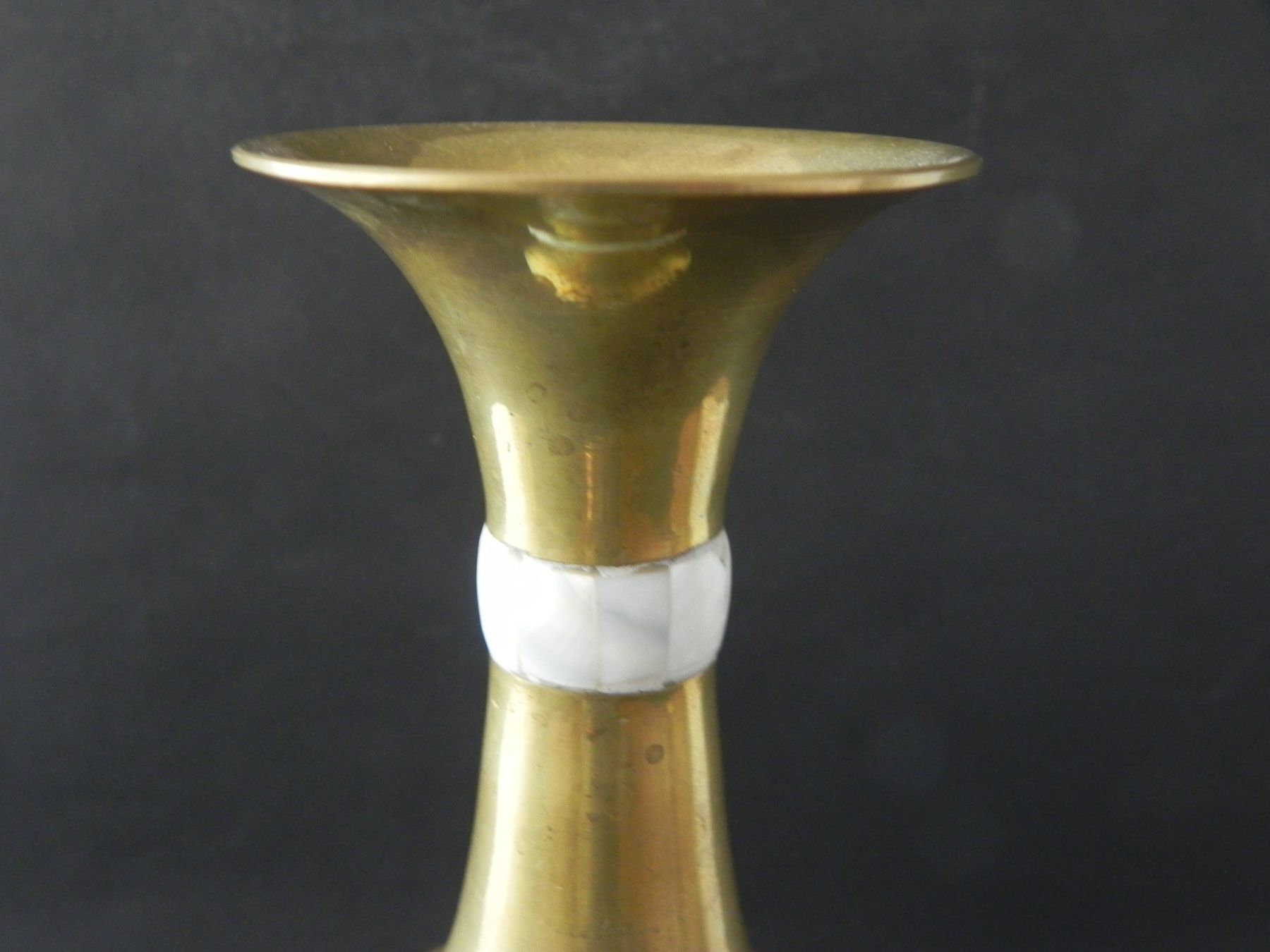 Vasen & Gefässe: Spezielle Vase - Metall ( Brass oder Messing ) - Perlmutt ? – Gebraucht aus Zürich von LodgE-21 2