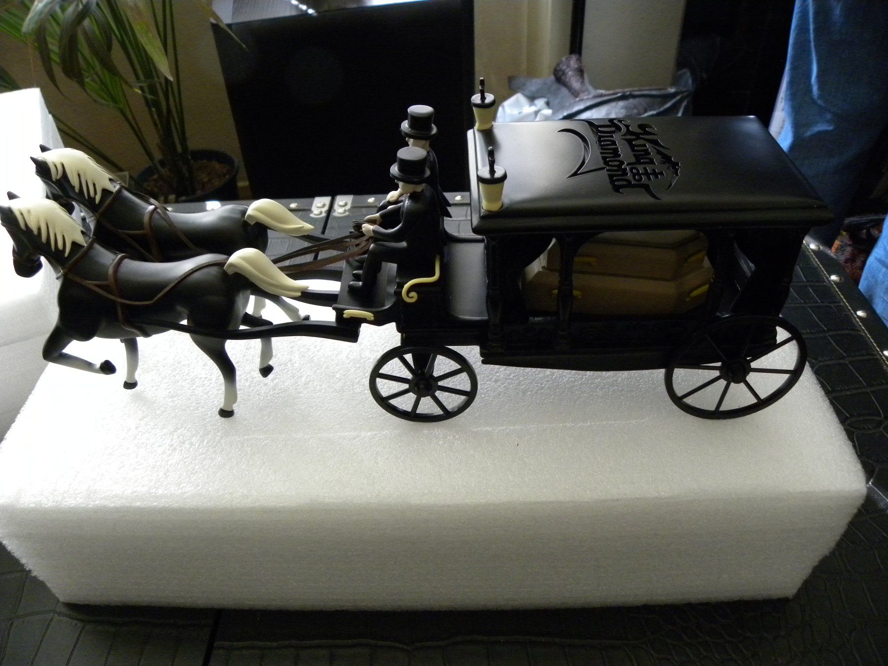 Statuette: King Diamond Hearse – Usato da Olten venduto da rollinon 3