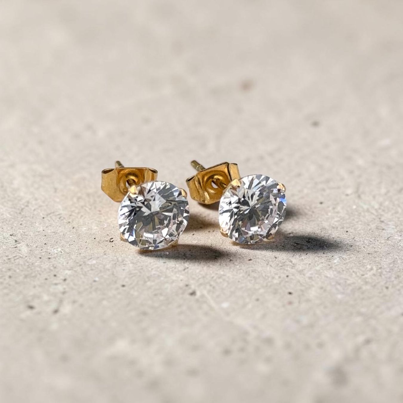 Olga Ribler Boucles d'oreille: Ohrstecker, mit Zirkonia – Neuf (Voir description) à Luzern par MonikaS03