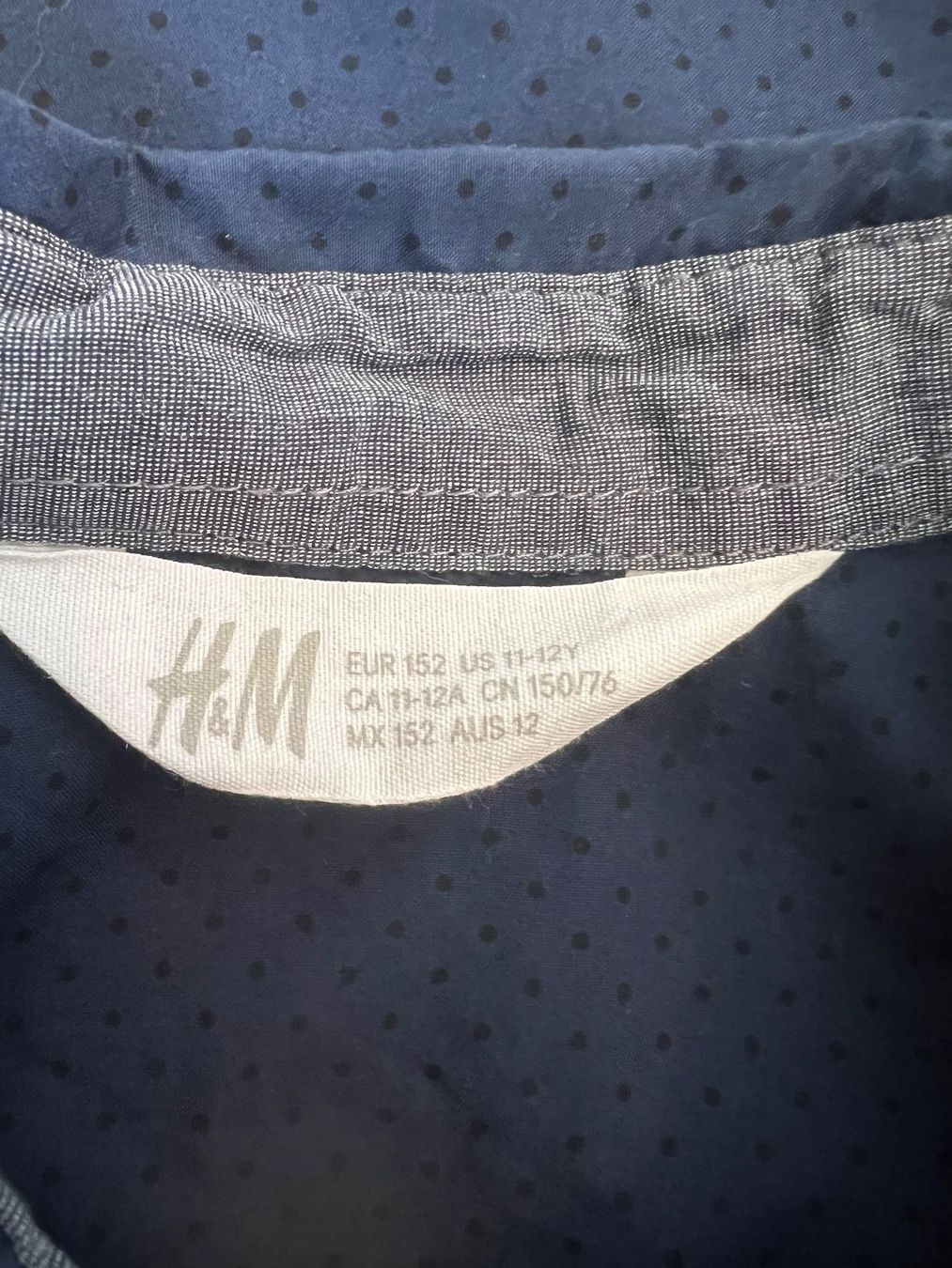 H&M Hemden, T-Shirts & Polos: Kurzarmhemd von H&M 152 – Gebraucht aus Lengnau BE von Rubin27 2