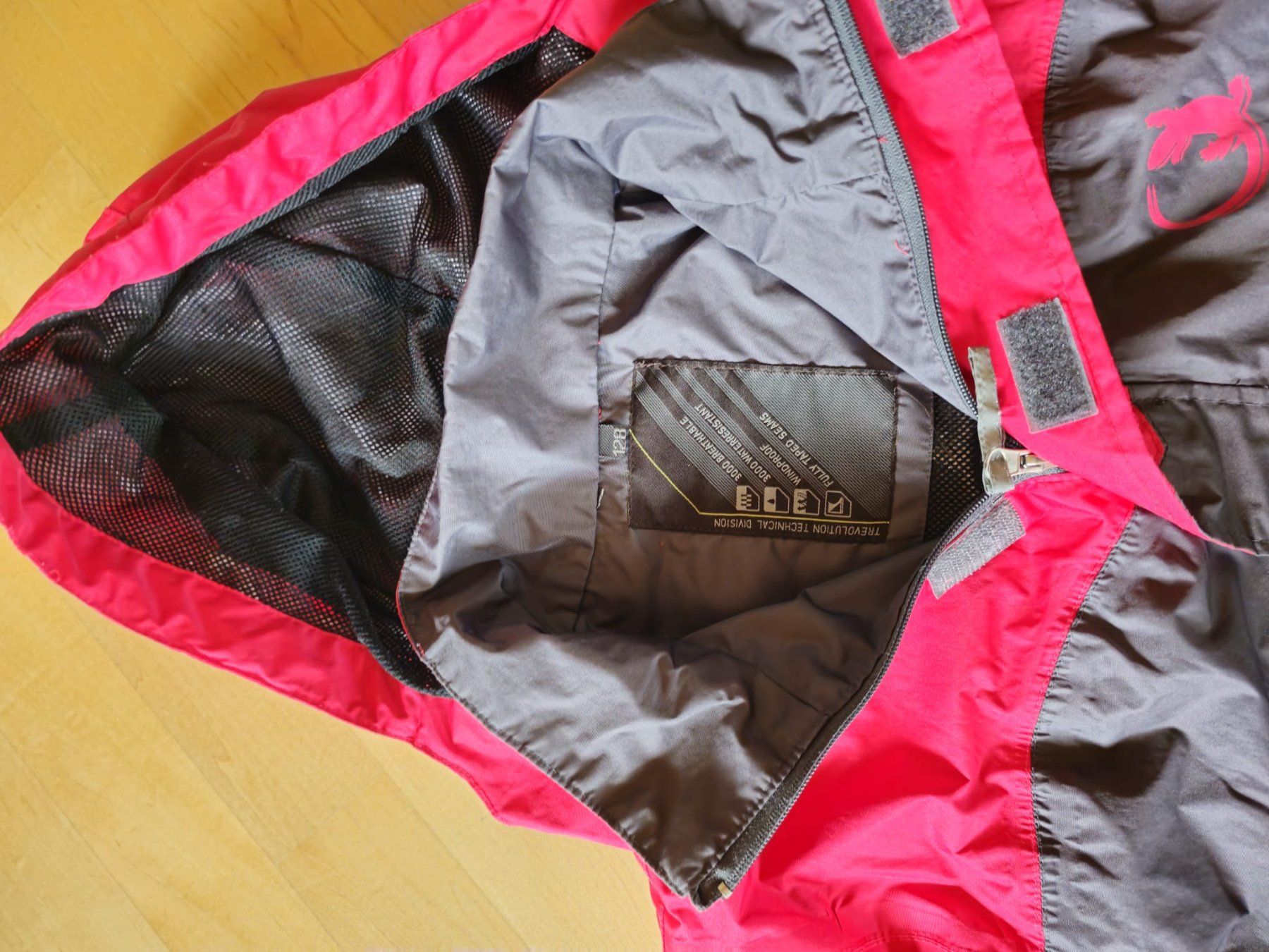 Trevolution Jacken: Regenjacke Trevolution Grösse 128 – Gebraucht aus Lungern von Bohnenkraut69 2