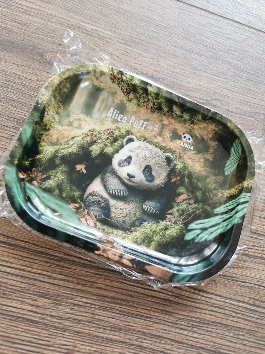 Sigari: Alien Puff x Panda Rolling Tray - Neu & Originalverpackt – Nuovo e nell'imballaggio originale da Gossau ZH venduto da GDE19 1
