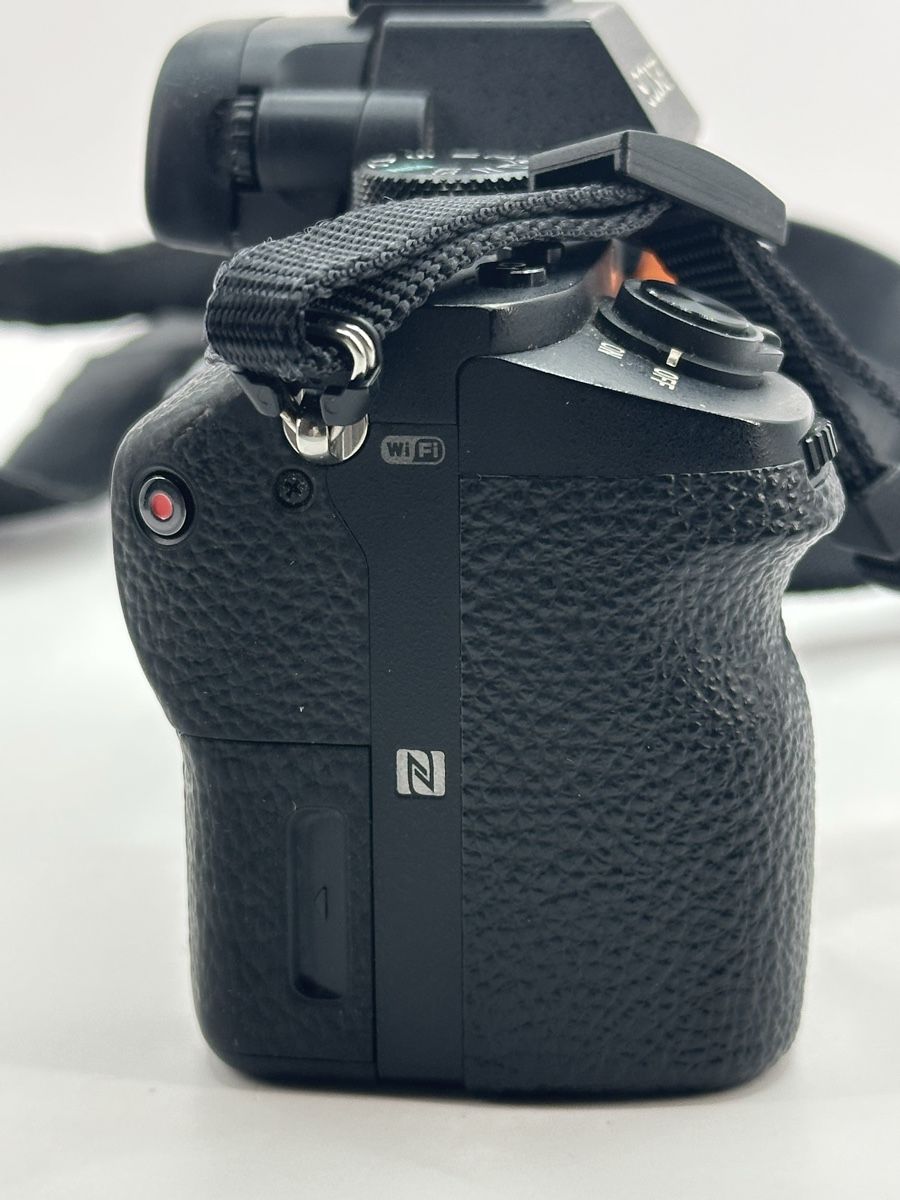 Sony Fotocamera: Sony Alpha 7 ii Set – Usato da Arbon venduto da Sed_9bj9 4