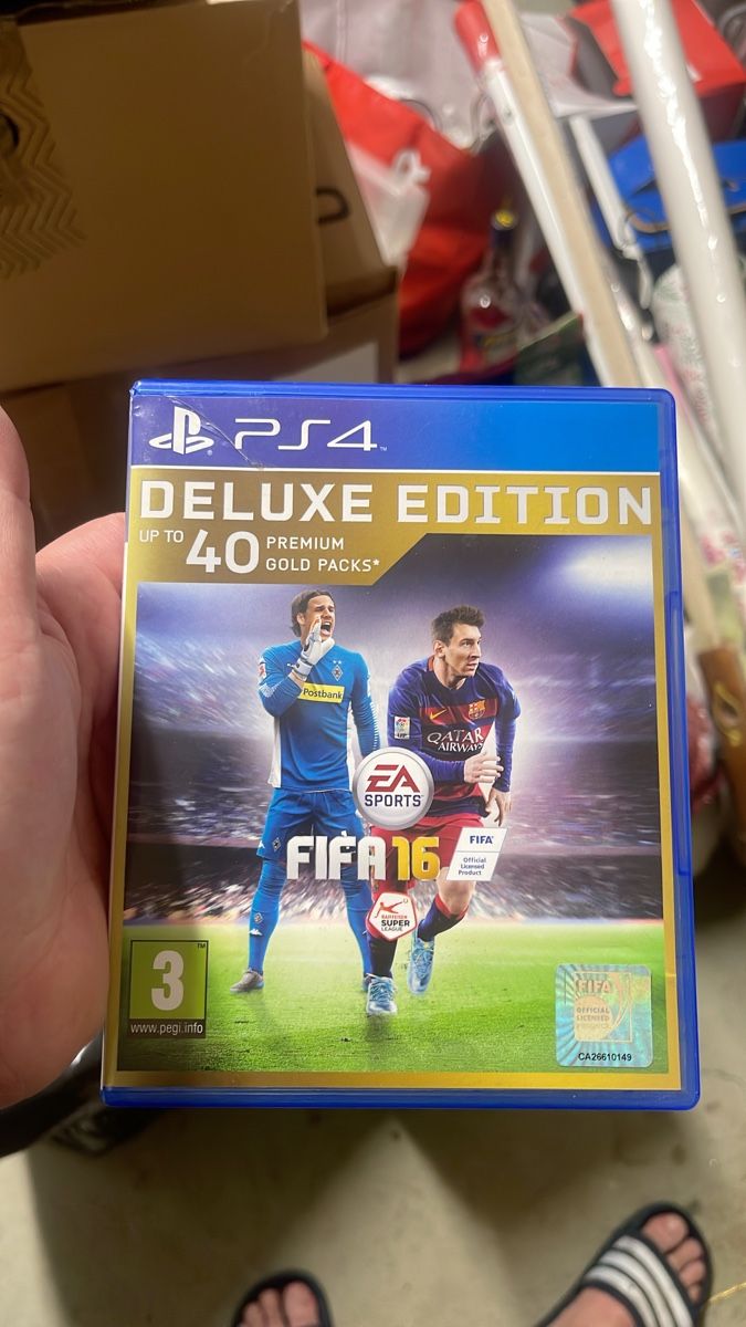 Giochi: PS4 FIFA 16 Deluxe Edition gebraucht – Usato da Widen venduto da victor1986