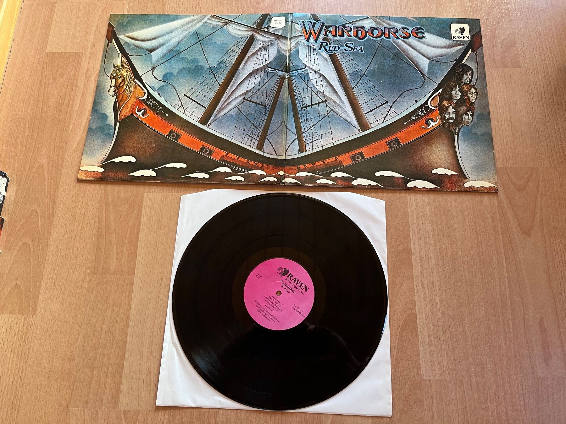 Schallplatten: Warhorse - Red Sea – Gebraucht aus Giebenach von Wurlitzer70
