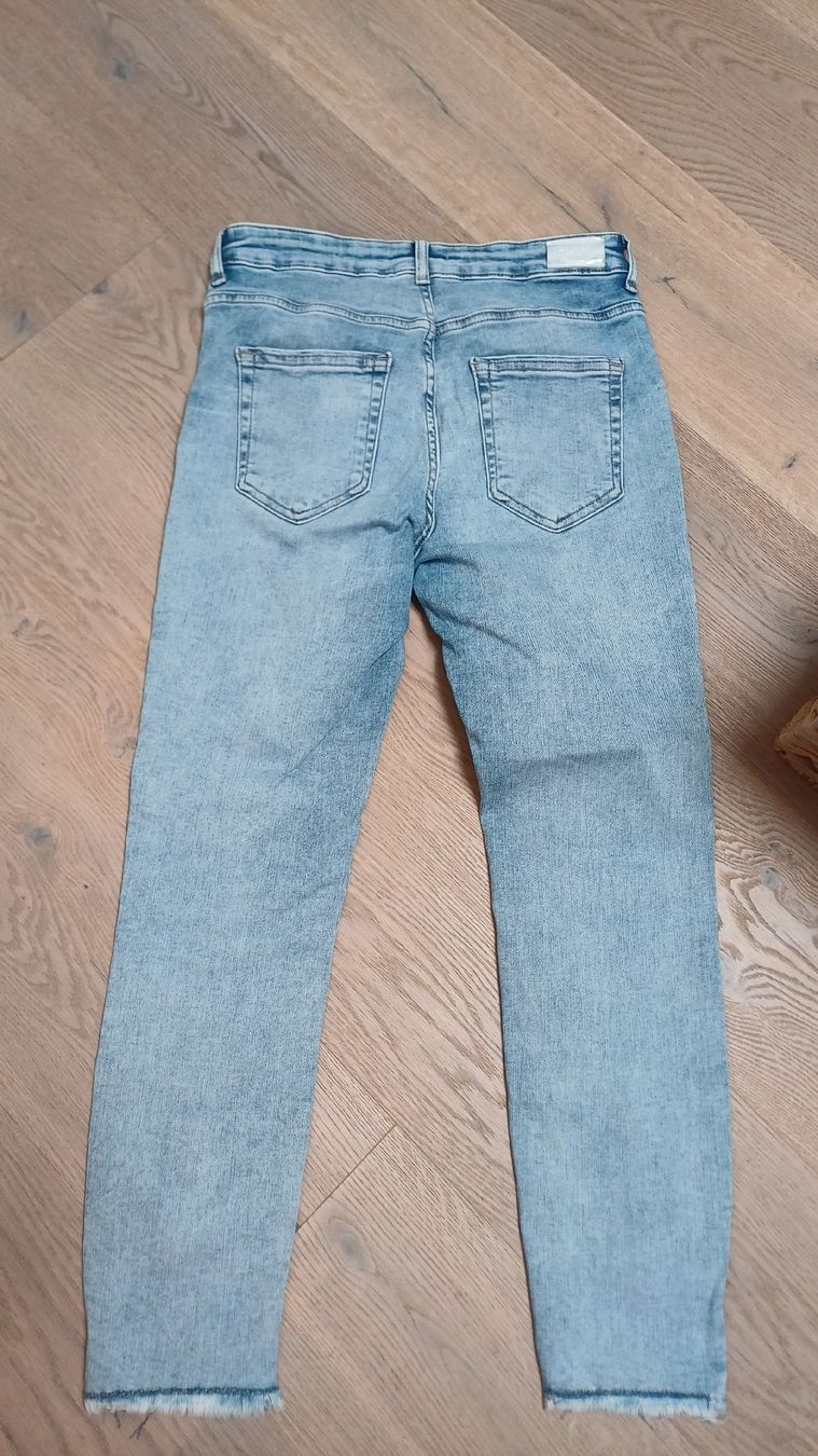 Only Jeans: ONLY Damen Jeans hellblau Grösse L 30  – Usato da Arlesheim venduto da savina01 4