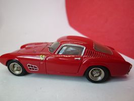 Ferrari 250GT - Bausatz von Starter - exkl Felgen = teuer