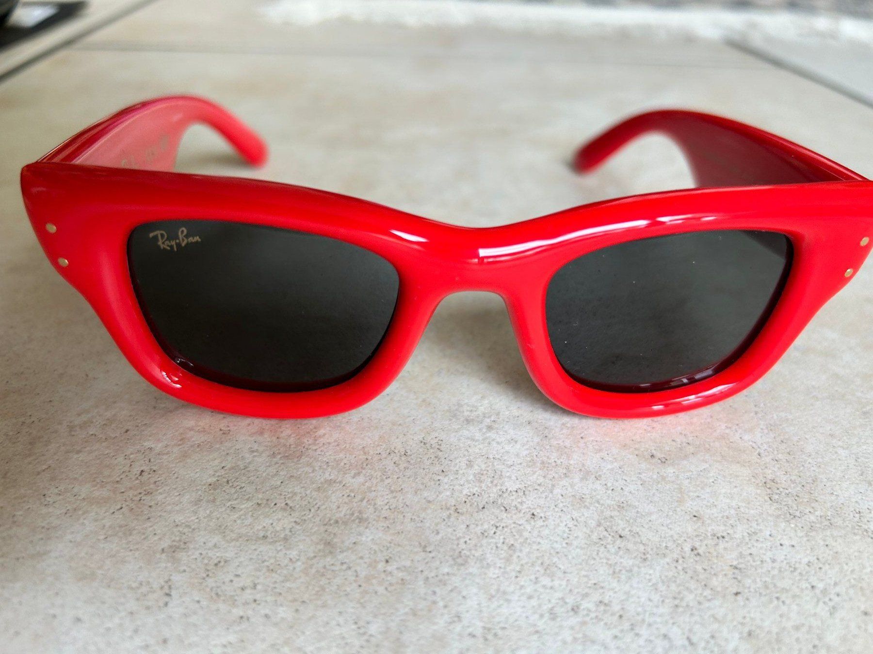 Ray-Ban Occhiali & Lenti: NEU - RAY BAN "Puffer" Sonnenbrille rot – Nuovo e nell'imballaggio originale da Cugnasco venduto da isolaverde 2