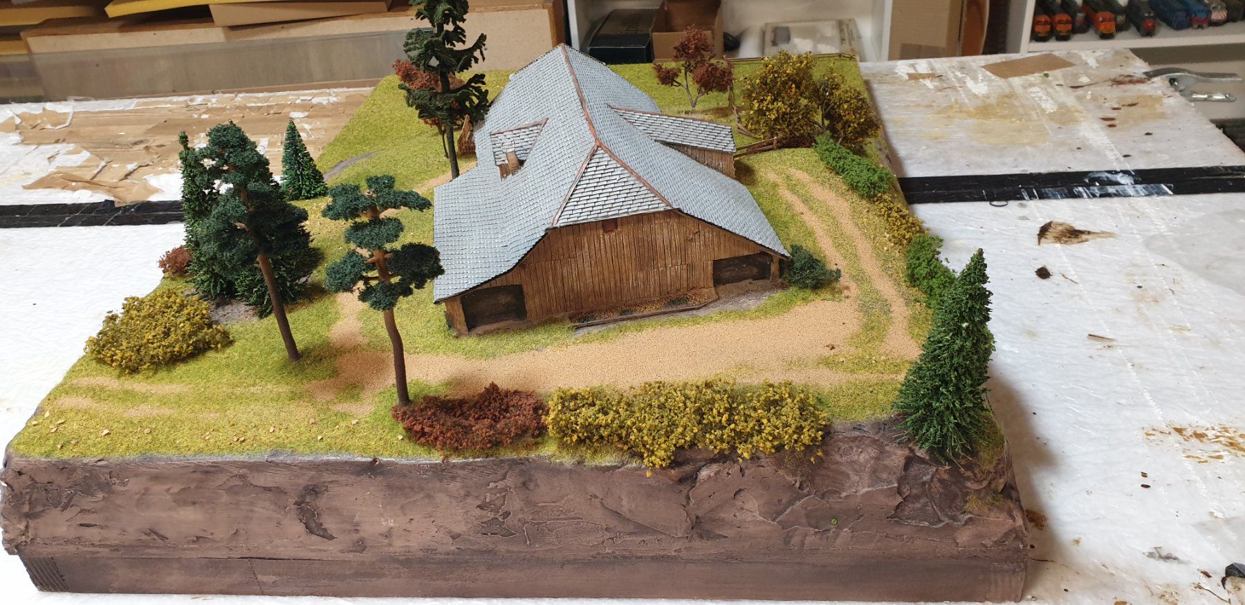 Faller Modellini di ferrovie: Diorama mit H0 Bauernhof Sahlenweidli – Usato da Geroldswil venduto da TopTrain54 3