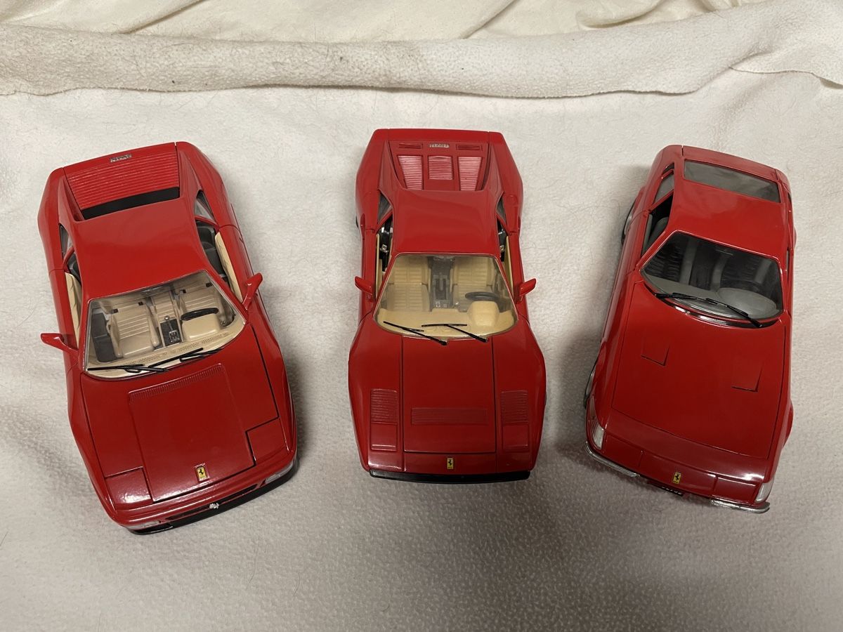 Bburago Modellini d'auto: Ferrari 3 Diverse Modelle  – Usato da Zuerich venduto da HaYvFoRu