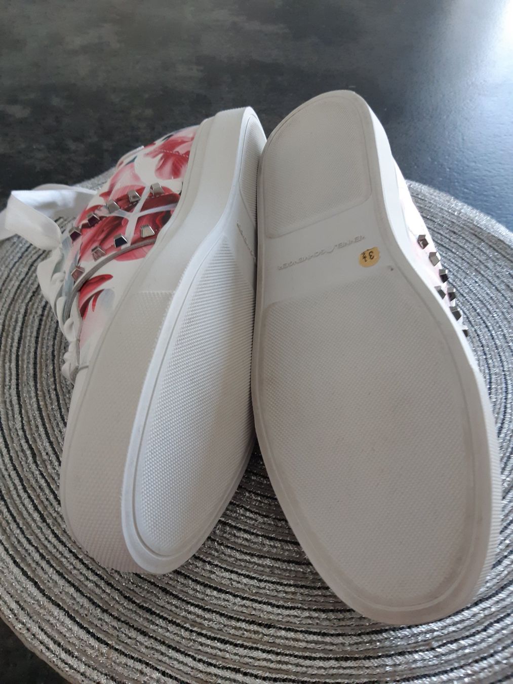 Kennel + Schmenger Scarpe da donna: Damenschuhe weiss mit Blumen Kennel + Schmenger – Usato da Wettingen venduto da beahu 1