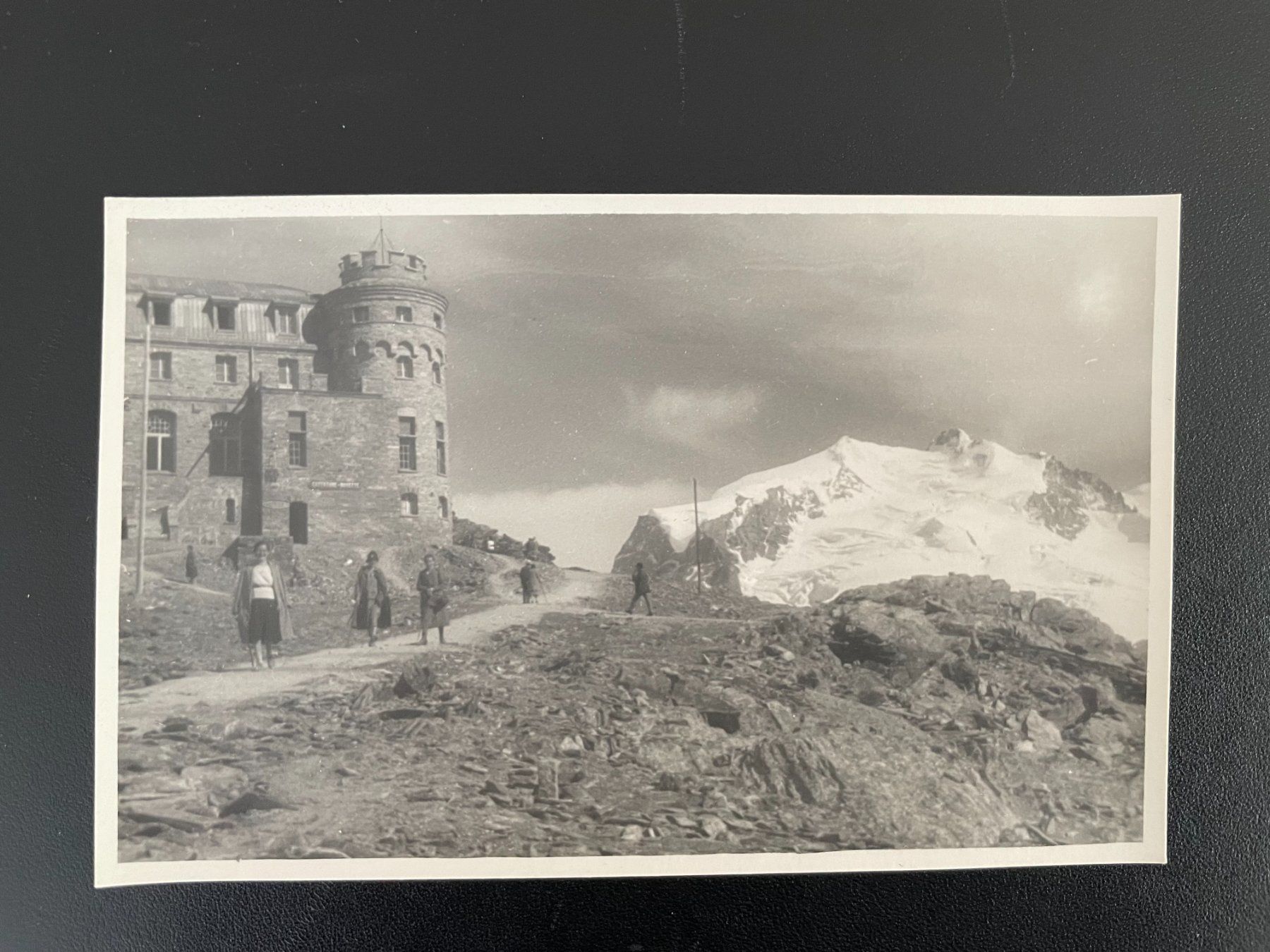 Ansichtskarten: Foto-AK VS Kulmhotel, Gornergrat, Zermatt – Gebraucht aus Thal von Danny82