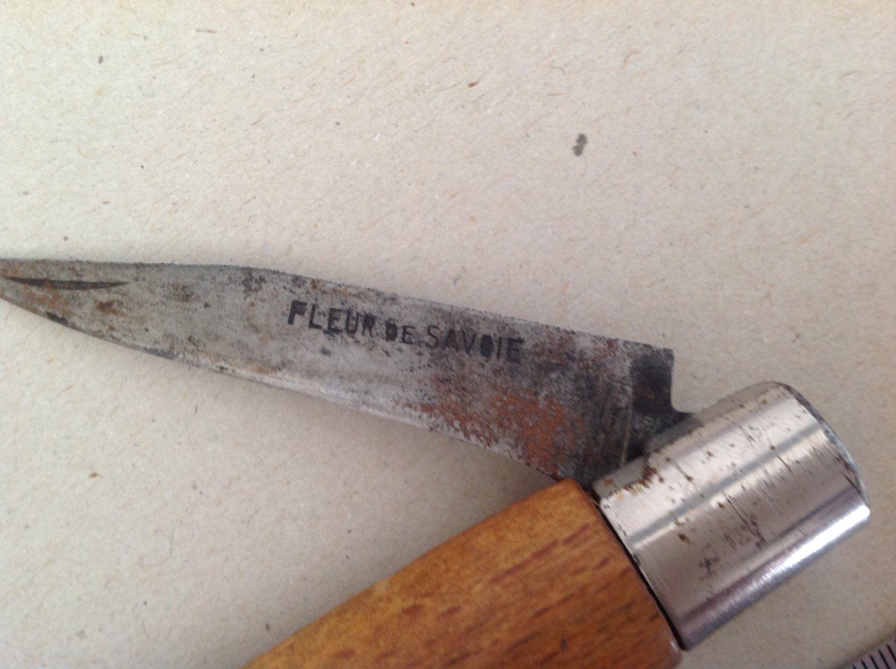 Opinel Taschenmesser: Sackmesser couteau Fleur de savoie – Gebraucht aus Vuiteboeuf von broticaire 1
