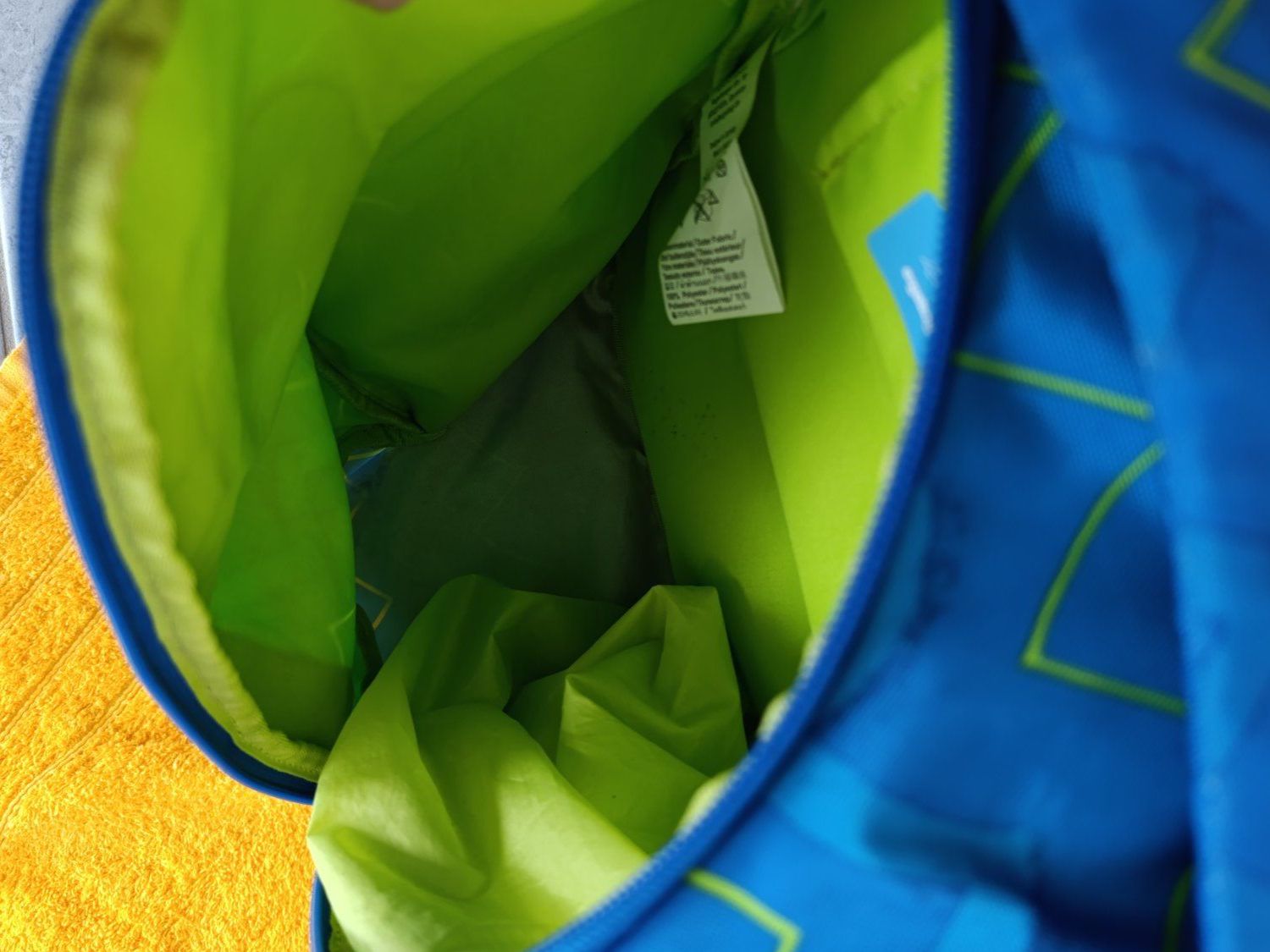 Ergobag Borse & Zaini: Ergobag Schulrucksack Junge Fussball ⚽ – Usato da Thundorf venduto da Blitz_Donner 2