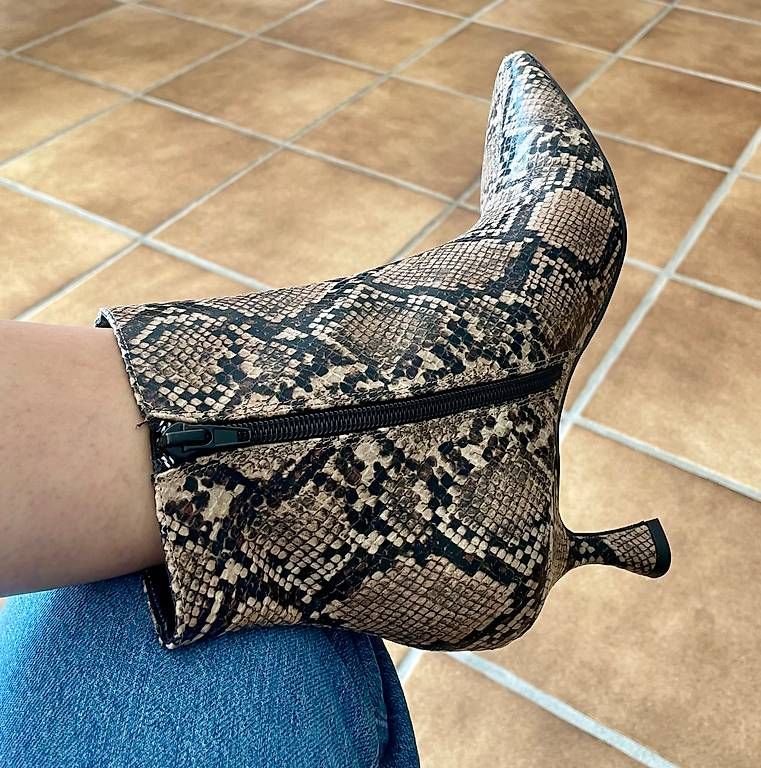 Scarpe da donna: Neue Stiefelette von Gaudi – Usato da Gerlafingen venduto da Flavia9 3