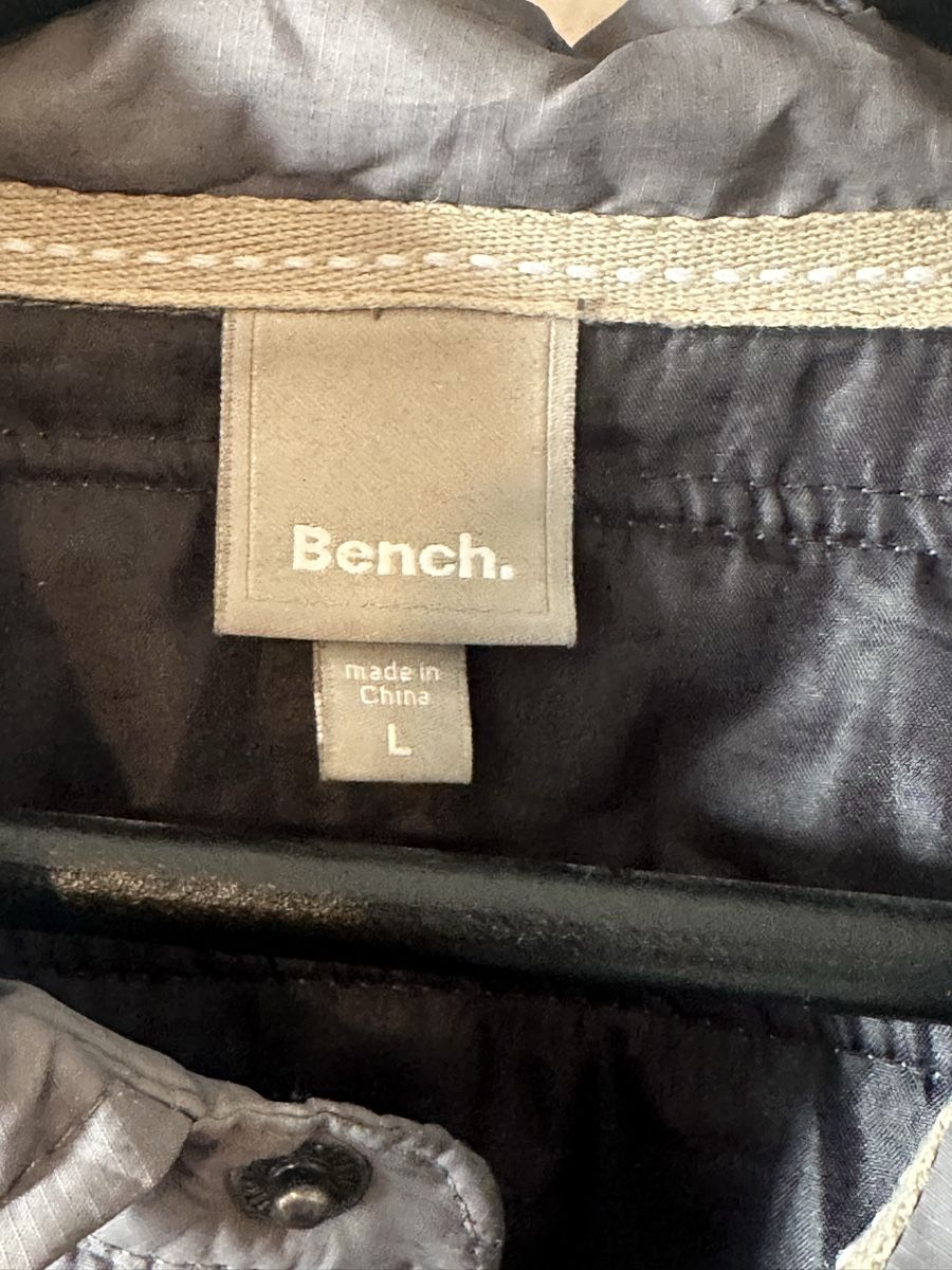 Bench Giacche: Bench Windbreaker – Usato da Zürich venduto da chrigu_ 2