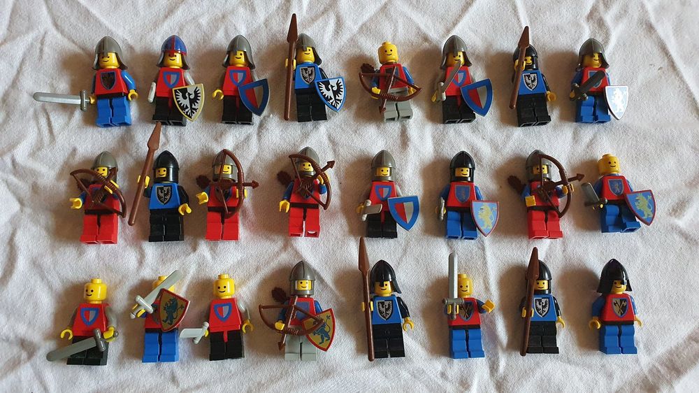 24 LEGO Ritter Ritterfiguren Castle System 80er 90er (Gebraucht) in ...