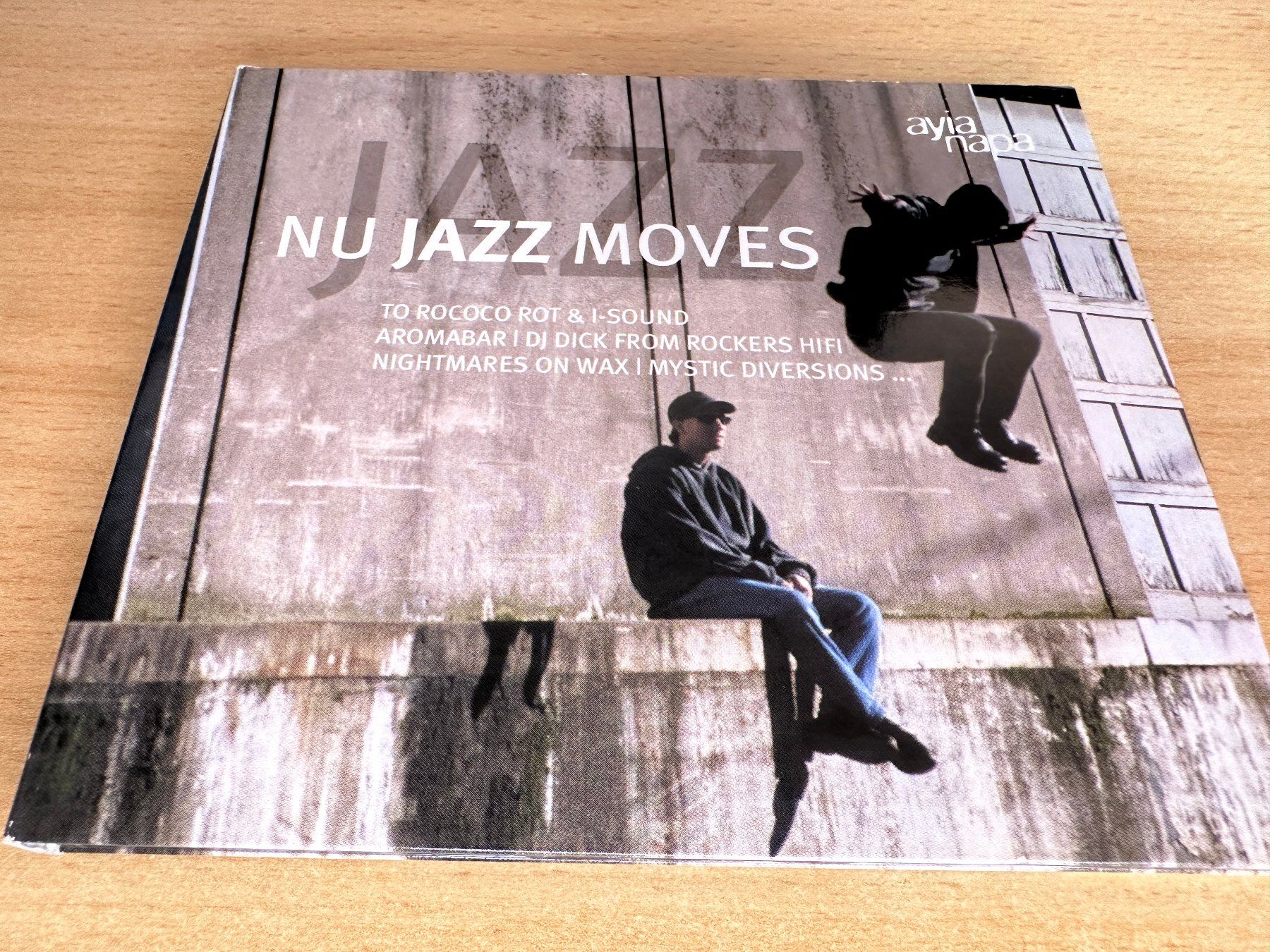 CD: Various – Nu Jazz Moves – Usato da Rikon im Tösstal venduto da Alpenmutz