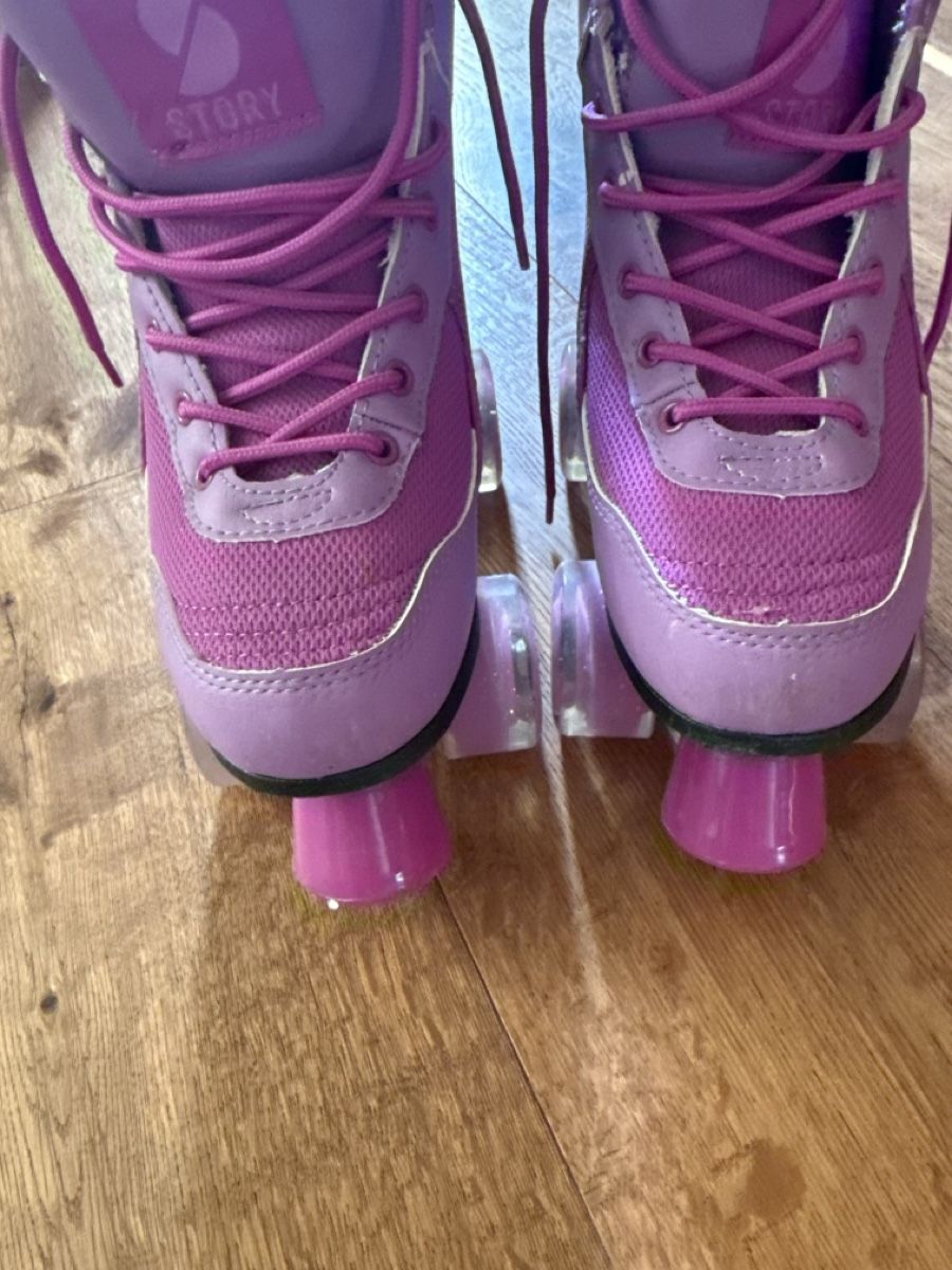 Pattini in linea & Pattini a rotelle: Rollschuhe Story Cooper Grösse 35 Lila – Usato da Pieterlen venduto da Ksenia3003 1