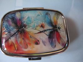 Suesse Pillendose/ Schmuckdose mit Libellen Motiv!