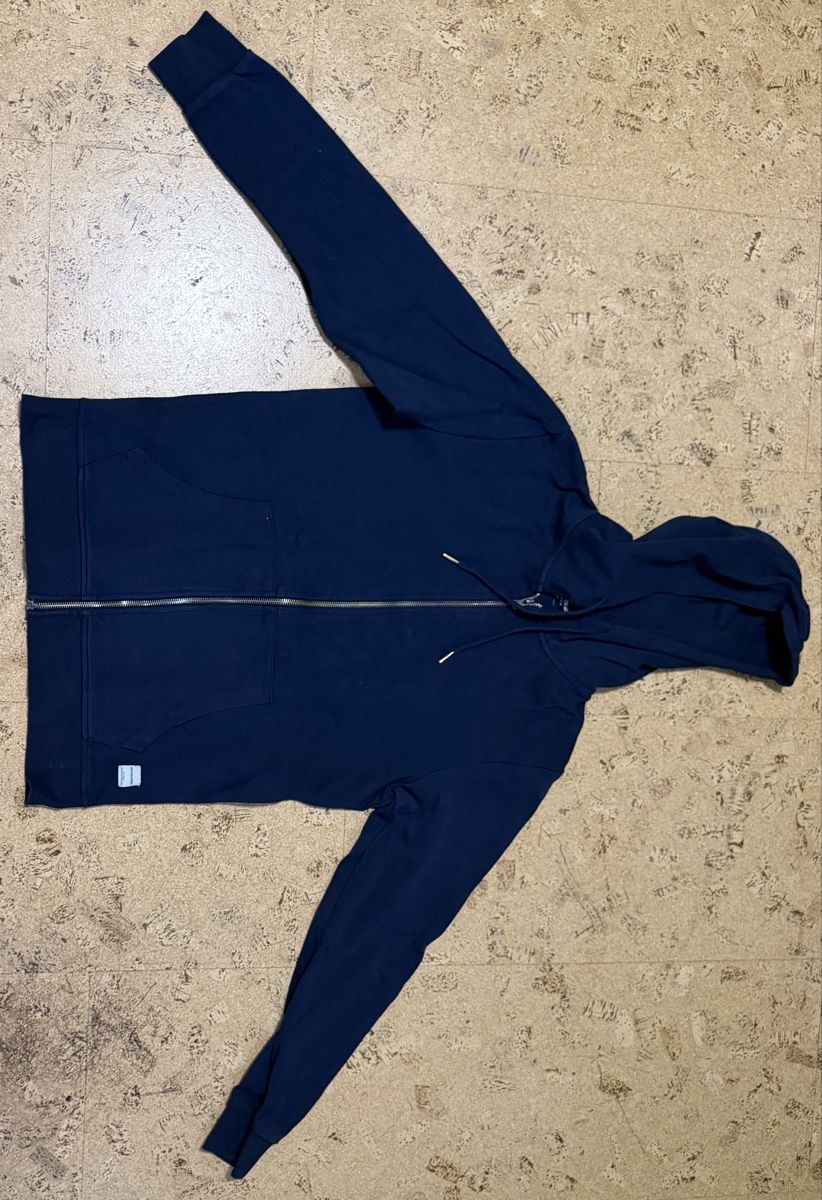Jack & Jones Vestes: Kapuzenpullover von Jack&Jones dunkelblau Grösse M  – D'occasion à Dürrenäsch par jan_68tx 1
