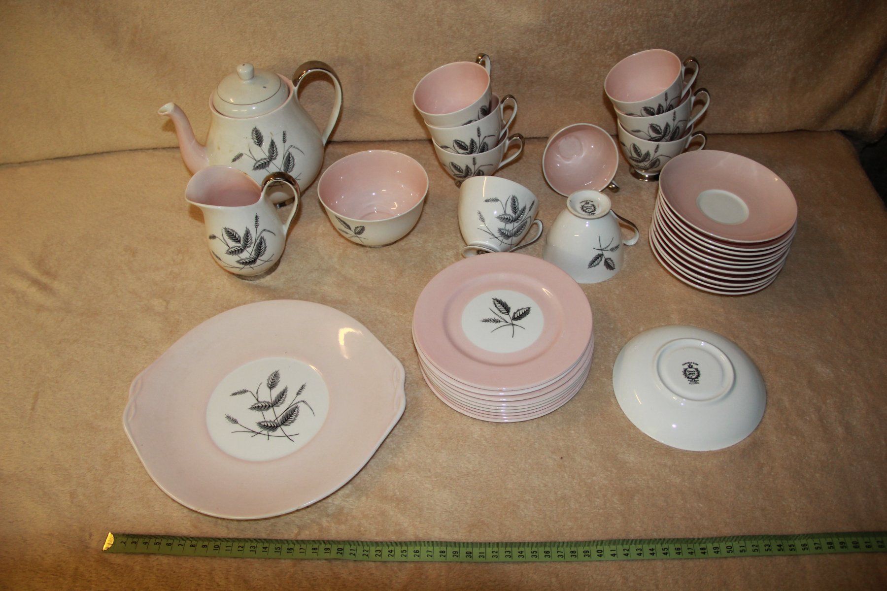 Set di piatti: Service àThé Harvest Pink – Usato da satigny venduto da cara68