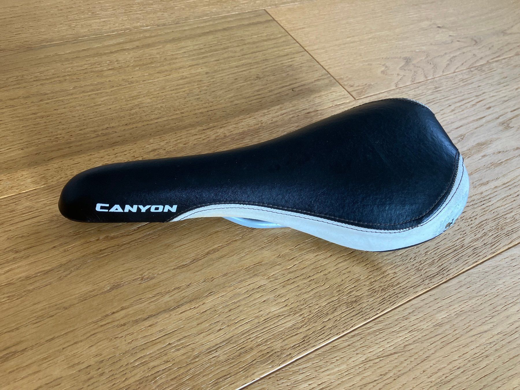 Ersatzteile: Canyon Rennvelosattel 1999 – Gebraucht aus Obermumpf von Estrela67 3