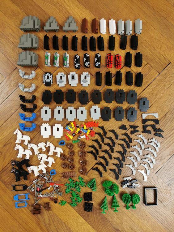 LEGO Teile Konvolut Ritterburg Pferde Zäune Bäume... (Gebraucht) in ...