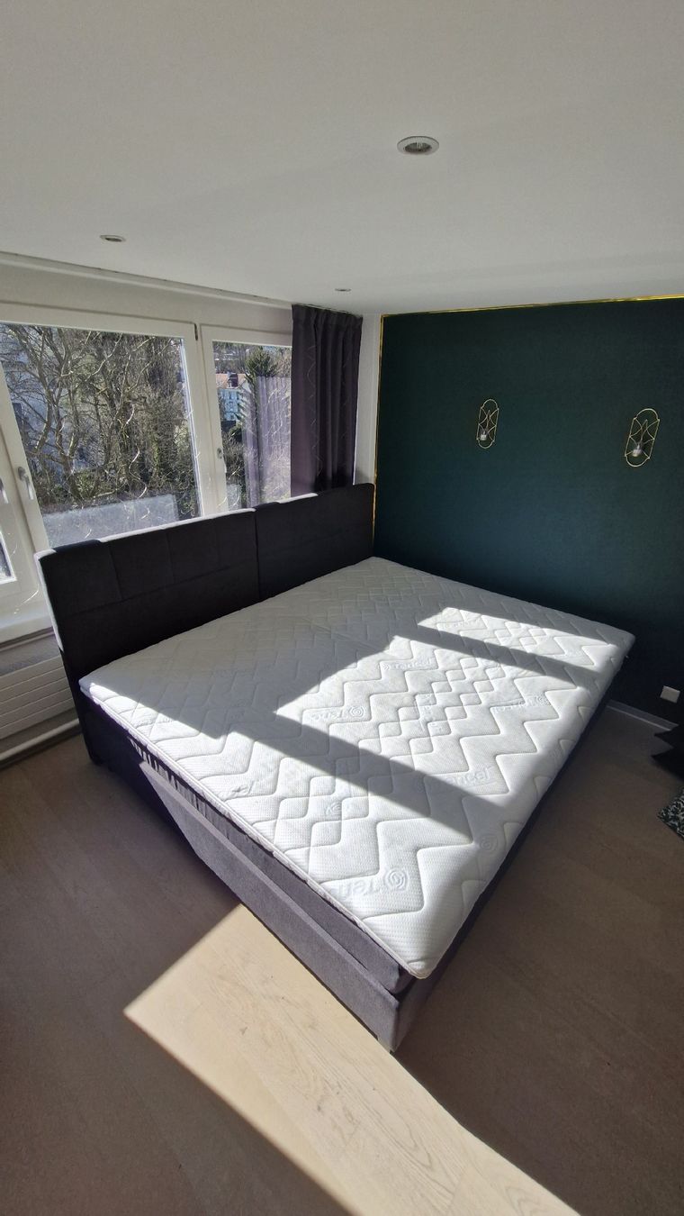 Letti: Familien Boxspringbett 240x200cm – Usato da Lyss venduto da LilaKoeRnchen 2