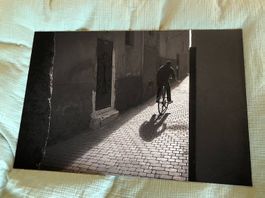 A moment of silence / Strassenfotografie