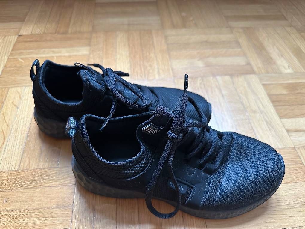 Damenschuhe: Comfy Shoes – Gebraucht aus Zürich von abiiStore