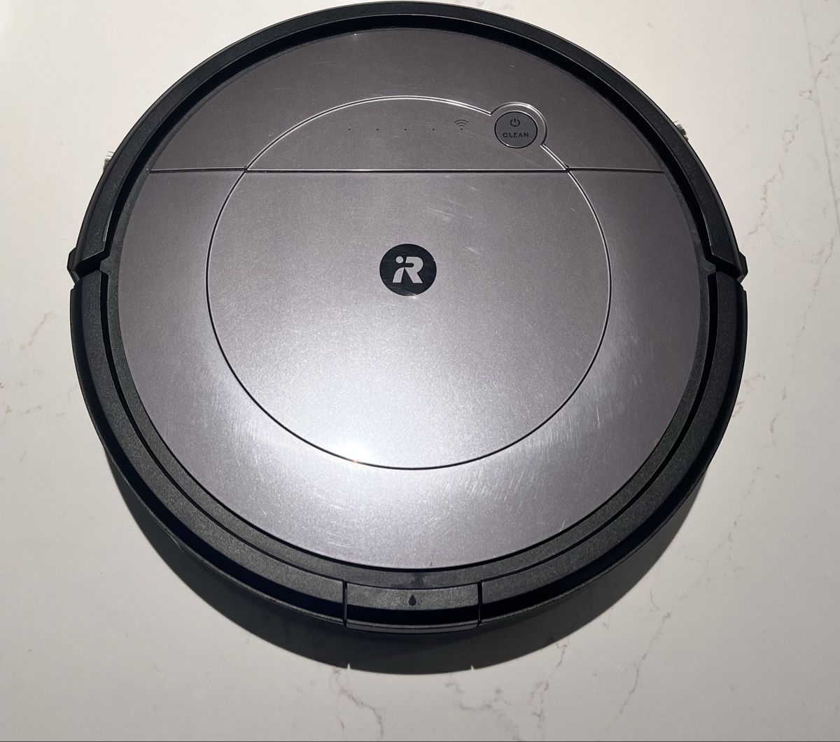 Irobot Aspirapolveri & Accessori: IRobot Roomba Combo vacum&mop – Usato da Hinwil venduto da dire07