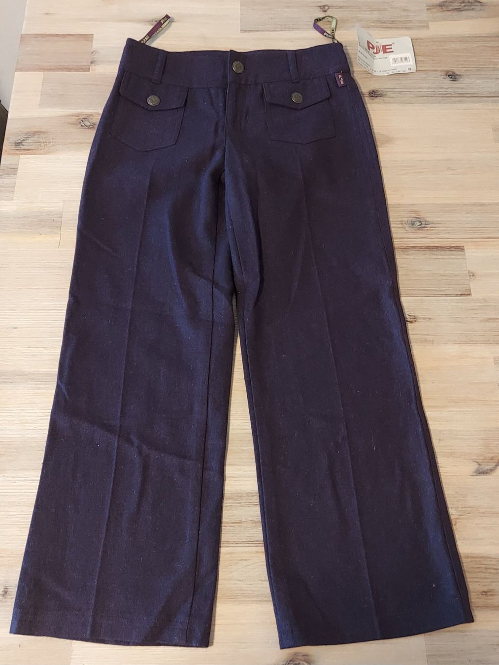 Pantaloni: Neue Mädchen Stoffhose Gr. 128, dunkellila – Nuovo e nell'imballaggio originale da Basel venduto da Sinibini86