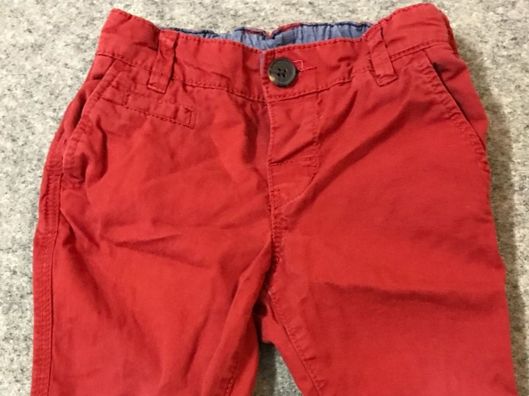 Pantaloni: Rote Stoffhose Gr. 68 – Usato da Guntershausen venduto da Gloominati 1