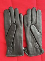 Cosy Leather Gloves - Size Medium!