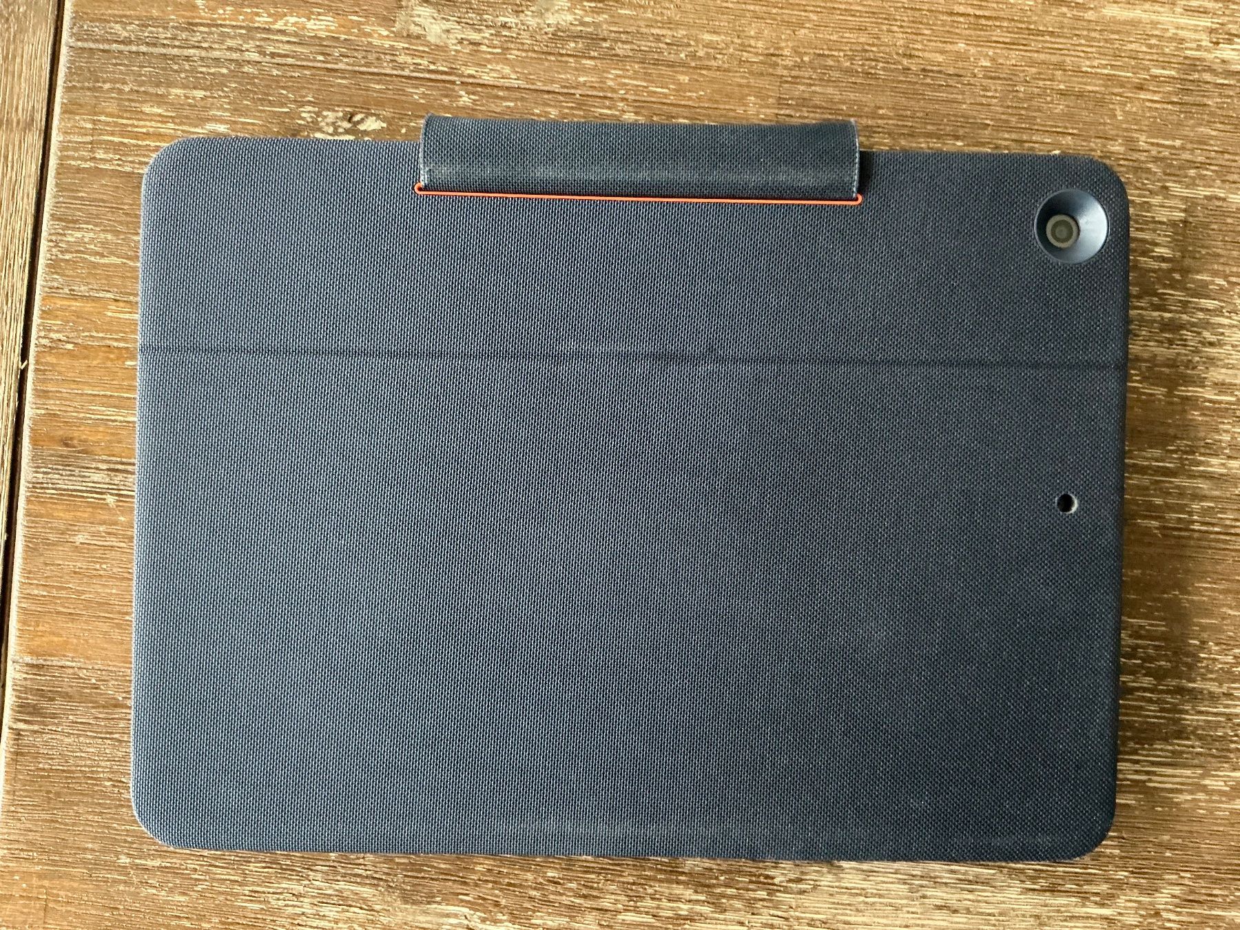 Apple Tablet PC: iPad 9 Generation inkl Logitec Hülle – Usato da Möhlin venduto da karal 4