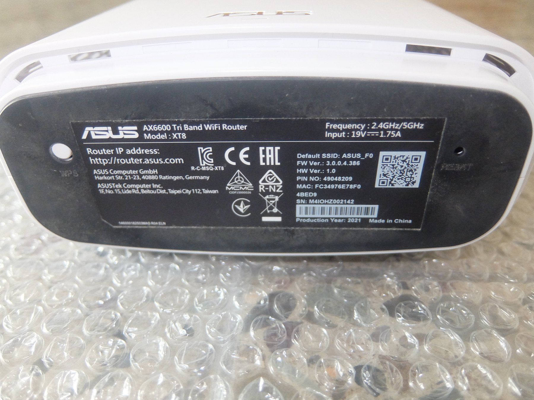 Asus Modems & Router: Asus AX6600 Set Wifi Routers Model XT8 2stk – Gebraucht aus Basel von Elektronik_Markt 6