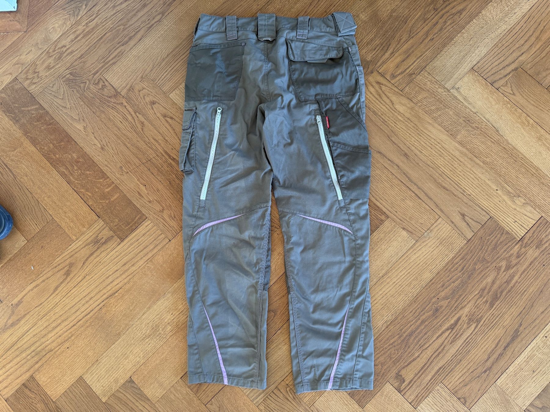 Engelbert Strauss Pantaloni: Engelbert Strauss Grösse 42 Hose motion Damen – Usato da Ennetbaden venduto da mapa05 6