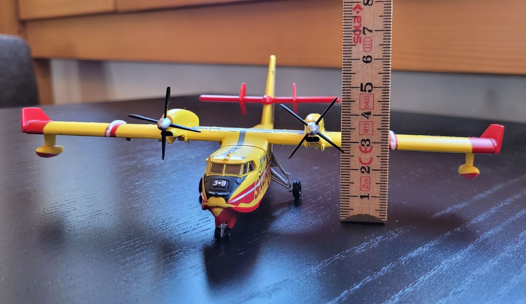 Kit di modellismo & Modellini statici: Flugzeugmodell Canadair CL-415 – Usato da Hettiswil venduto da kuese85 6