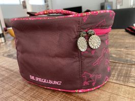 Necessaire/ Kulturbeutel mit Rössli, von DIE SPIEGELBURG