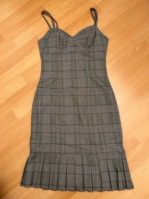 Vestiti: Elegantes Kleid Portmans Gr.34 – Usato da Wabern venduto da adamovski