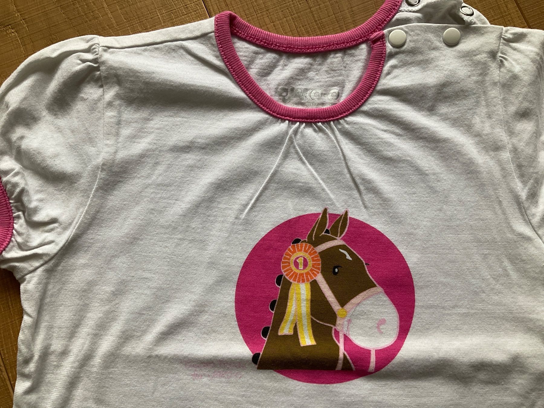 Blusen, T-Shirts & Tops: Esprit & Jako-o Tshirts Gr. 92 – Gebraucht aus Winterthur von aionila 1