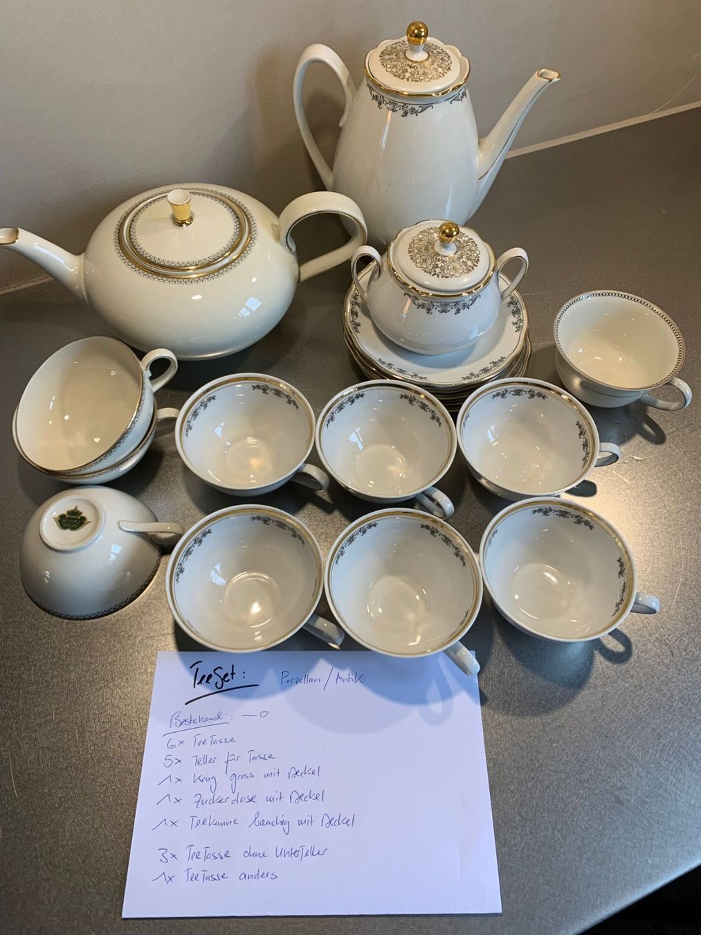 Set di piatti: Porzellan Set – Usato da Bünzen venduto da Voegi8 1