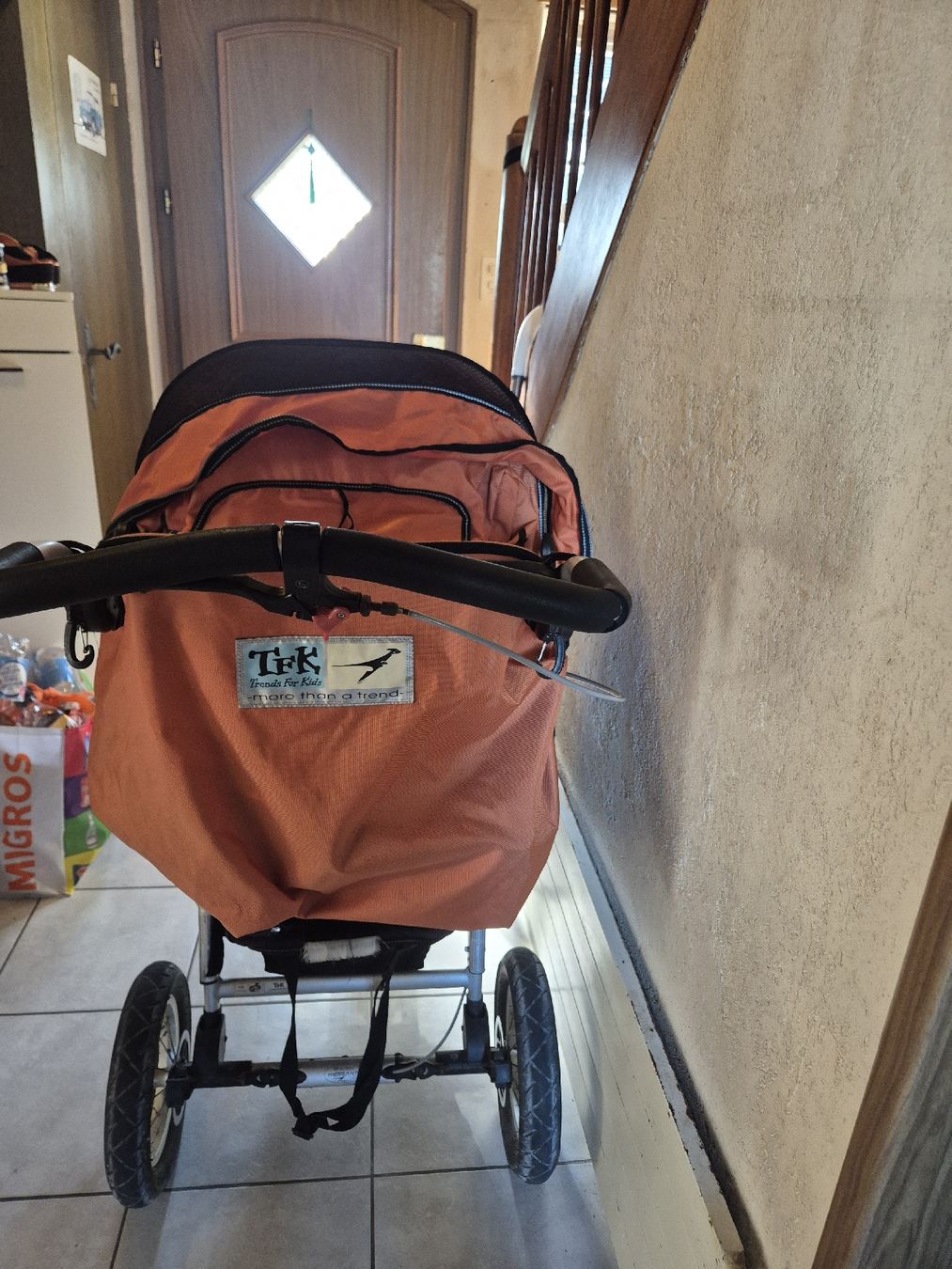 TFK Carrozzine: Babyjogger mit Babyschale – Usato da Richterswil venduto da and_y7vv 4