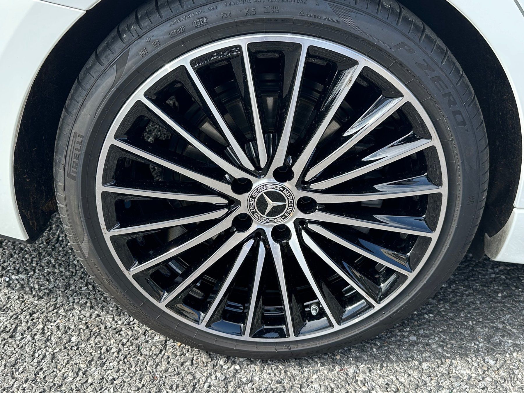 Mercedes-Benz Automobili: MERCEDES-BENZ C 220d 4MATIC – Usato da Steffisburg venduto da Volvo_Cars_Thun 3
