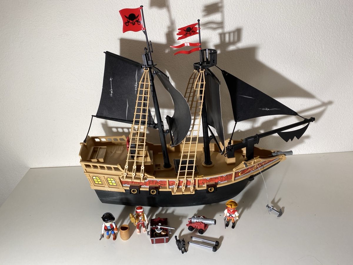 Playmobil Giocattoli: Playmobil Piratenschiff – Usato da Winterthur venduto da ben_9vxx